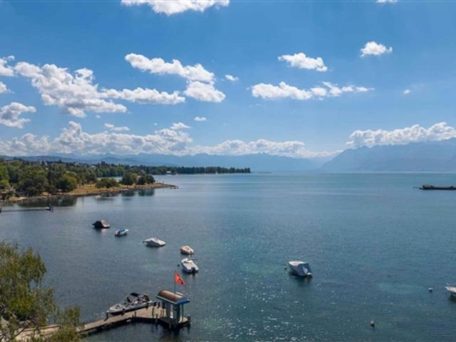 Attikawohnung mieten in Morges, Waadt