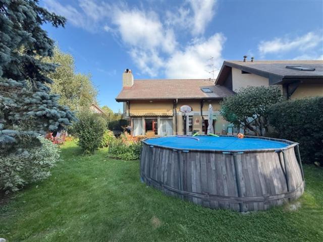 Reihenfamilienhaus kaufen in Commugny, Waadt