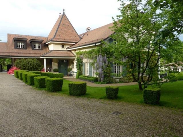 Einfamilienhaus mieten in Mies, Waadt