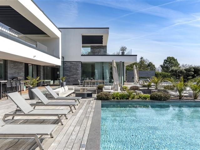 Einfamilienhaus kaufen in Mies, Waadt