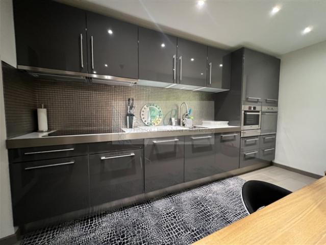 Einfamilienhaus mieten in Corcelles (NE)