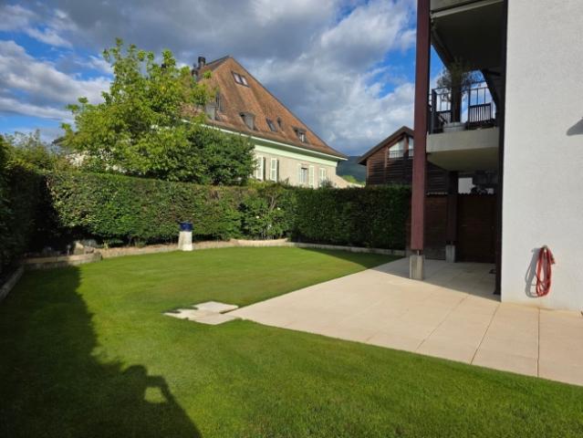Wohnung kaufen in Crassier, Waadt