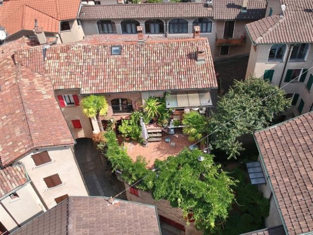 Einfamilienhaus kaufen in Comano, Tessin