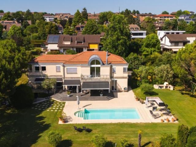 Haus kaufen in Préverenges, Waadt