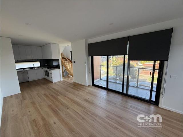 Townhouse for rent in Camerons Creek, Victoria