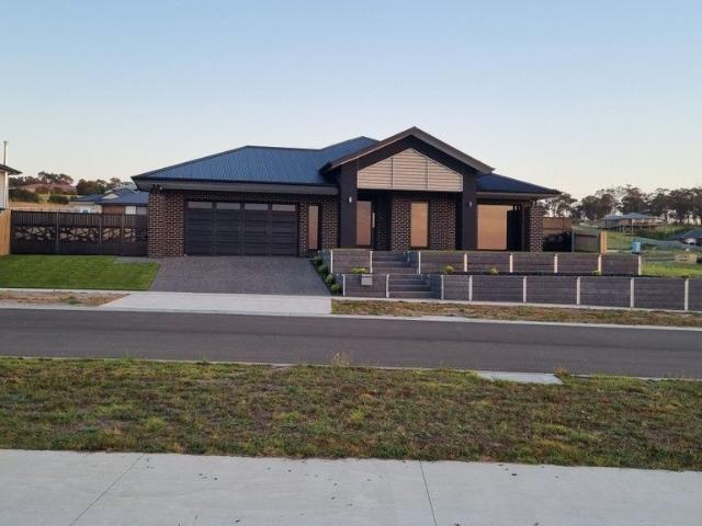 House for sale in Lakes Entrance, Victoria