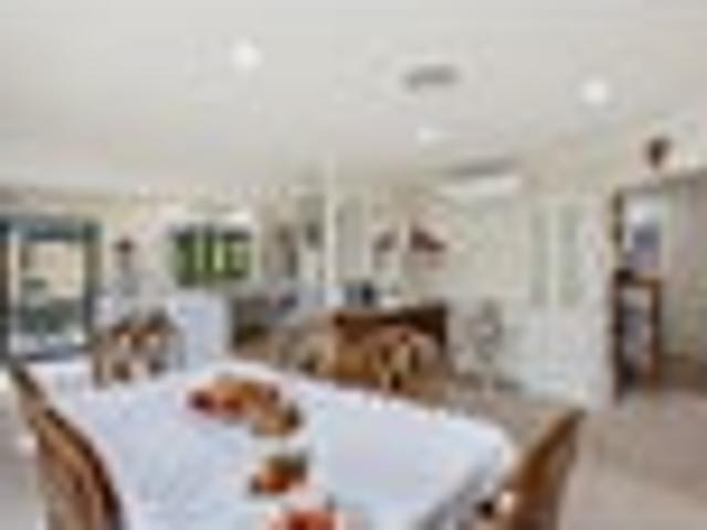 House for sale in Raumati Beach, Paraparaumu
