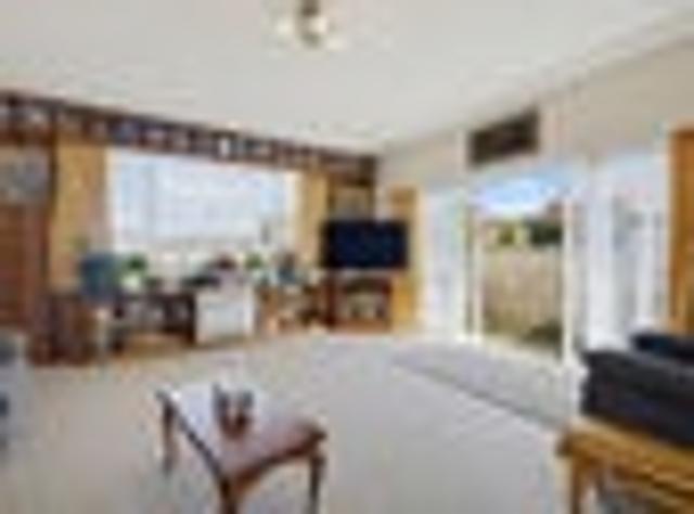 House for sale in Otakou