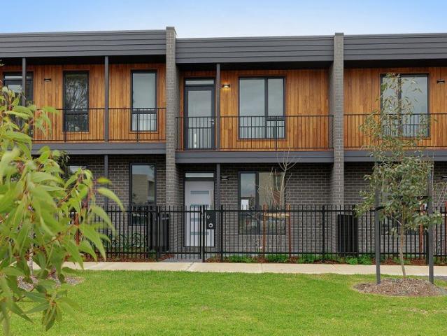 Townhouse for rent in Camerons Creek, Victoria
