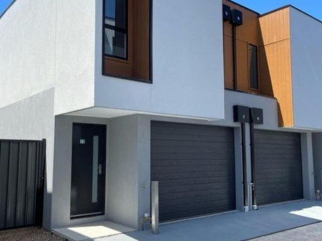 Townhouse for rent in Camerons Creek, Victoria