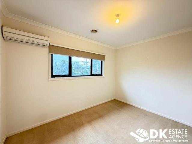 Townhouse for rent in Camerons Creek, Victoria