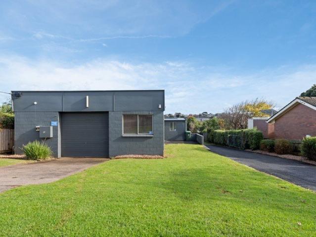 Townhouse for sale in Warrnambool, Victoria