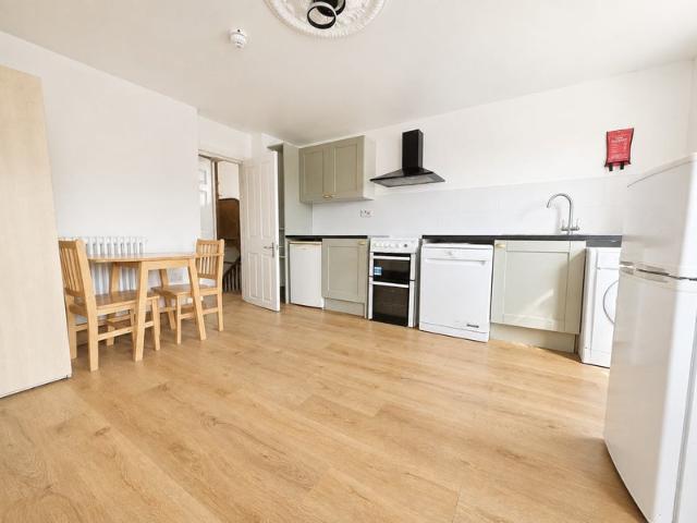 Studio for rent in Upton, Greater London