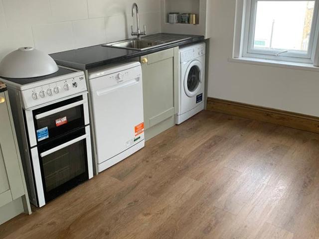 Studio for rent in Upton, Greater London