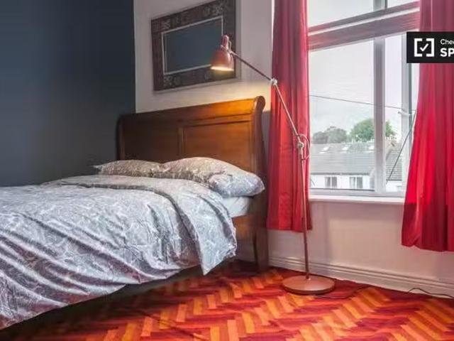 Apartment to rent in Bluebell, North Tipperary