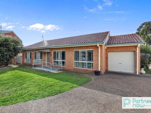Villa for sale in Piallamore, New South Wales