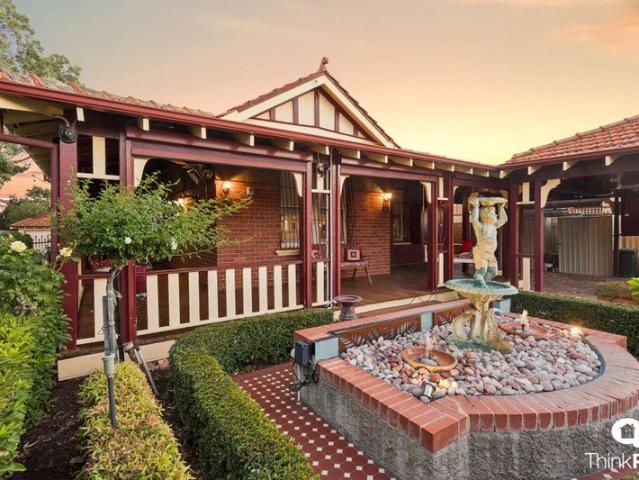 House for sale in Victoria Park, Town of Victoria Park