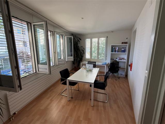 Atelier mieten in Einigen, Zürich