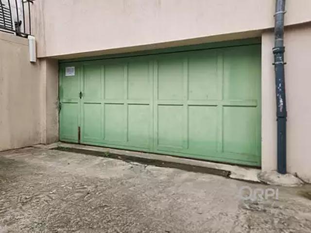 Garage location à Prades