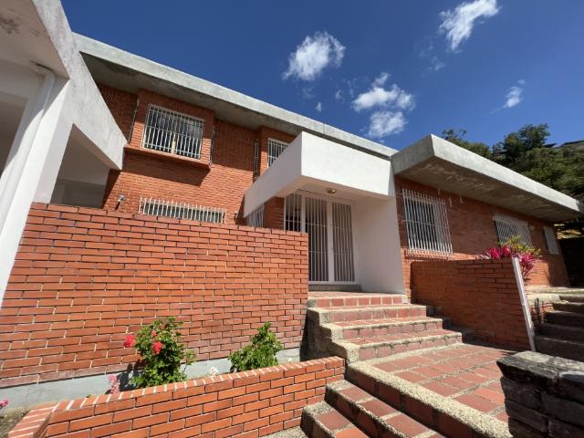 Casa en venta en Sector: Prado del Este, Caracas