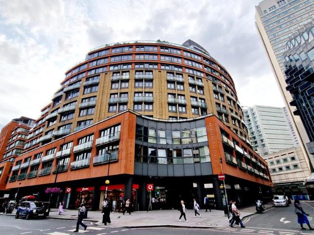 Apartment for rent in Paddington, Greater London