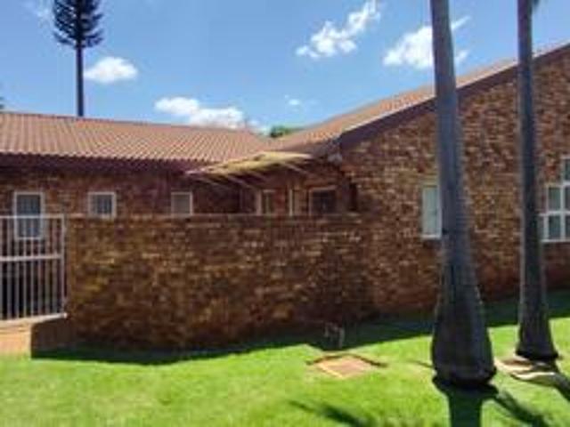 Townhouse for sale in Akasia, Gauteng
