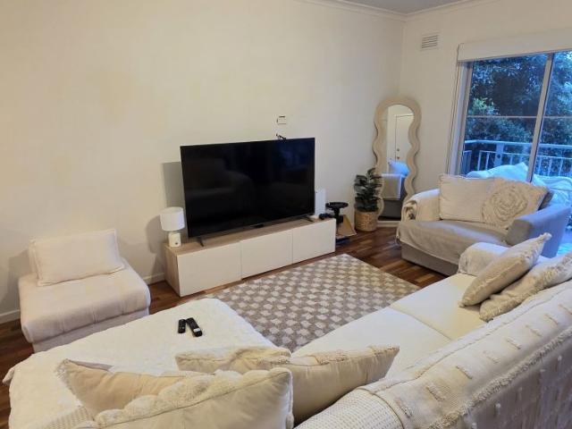 Room for rent in Camerons Creek, Victoria