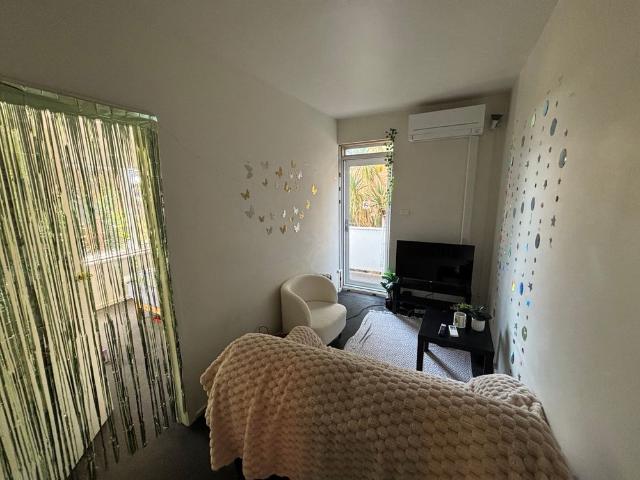 Room for rent in Camerons Creek, Victoria