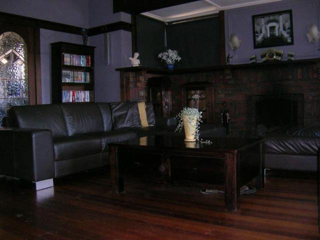 Room for rent in Camerons Creek, Victoria
