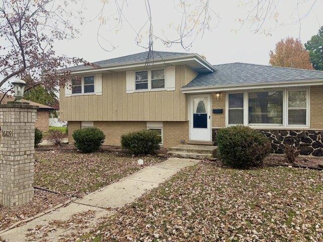 House for sale in South Holland, Illinois
