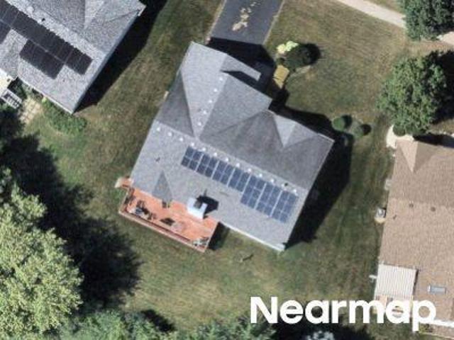House for sale in Mchenry, Illinois