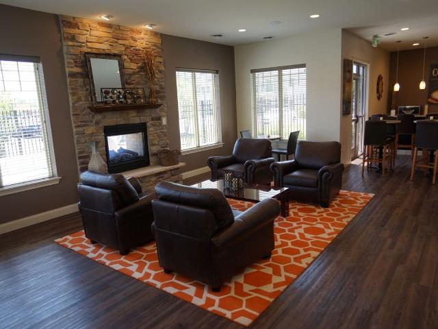 Apartment for rent in Hamptons, Highland
