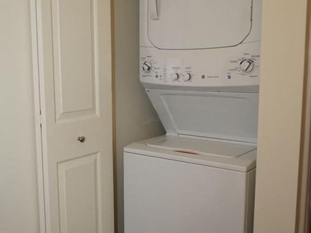 Apartment for rent in Hamptons, Highland