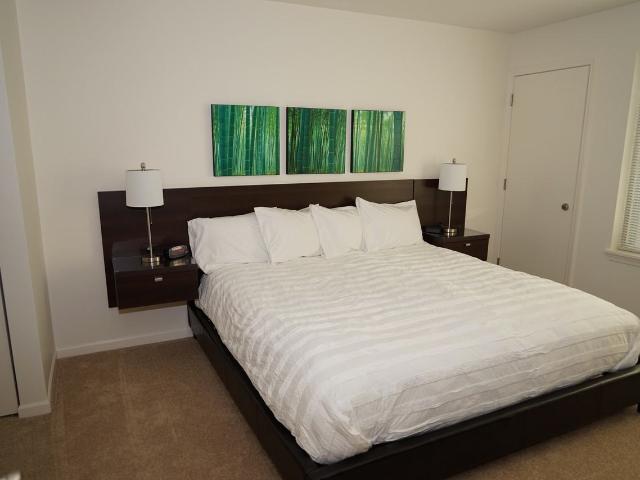 Apartment for rent in Highland