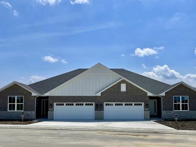 Townhouse for sale in New Lenox, Illinois