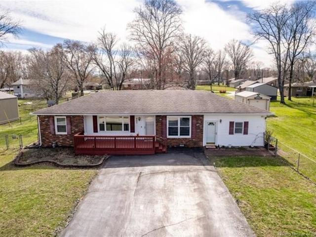House for sale in Henryville