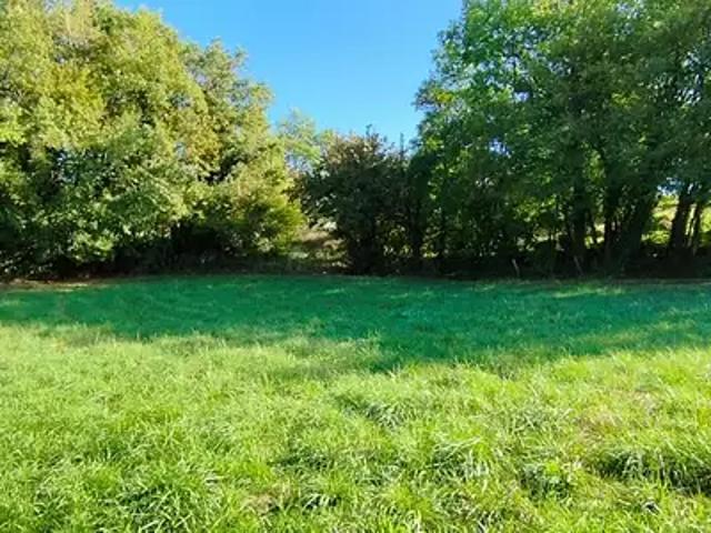 Terrain vente à Pranzac, Charente