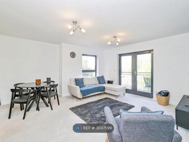 Apartment for rent in Holywell Estate, Watford