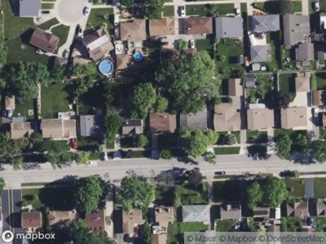 House for sale in Des Plaines, Illinois