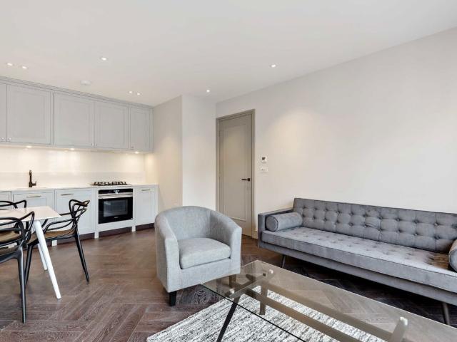 Apartment for rent in Chalk Farm, Greater London