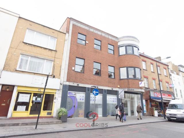 House for rent in Chalk Farm, Greater London