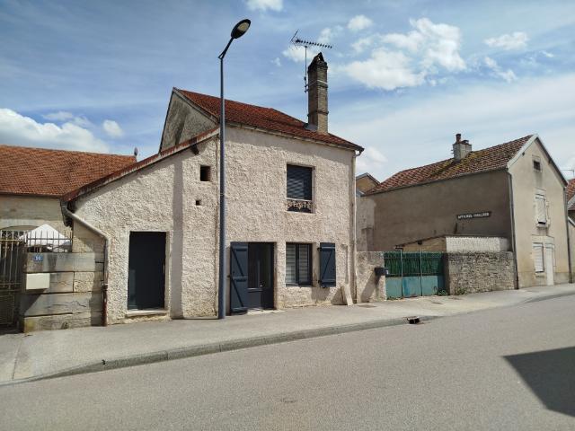 Maison vente à Langres, Prauthoy