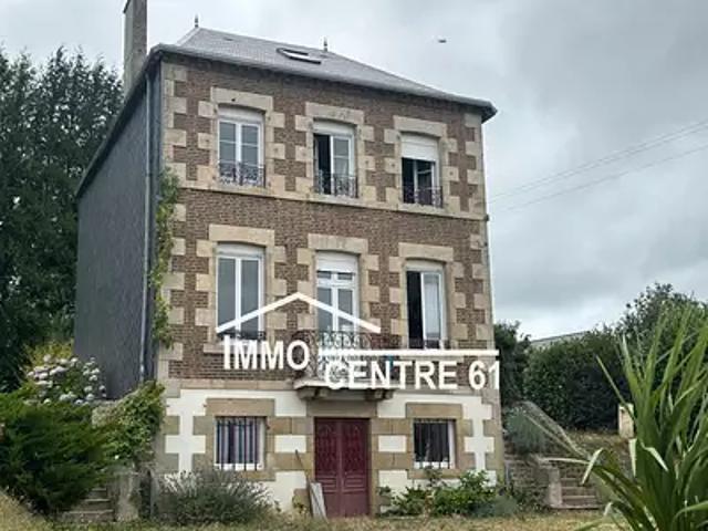 Maison vente à Mayenne, Pré-en-pail