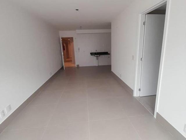Apartamento venda em Região Geográfica Imediata do Distrito Federal, Região Integrada de Desenvolvimento do Distrito Federal e Entorno