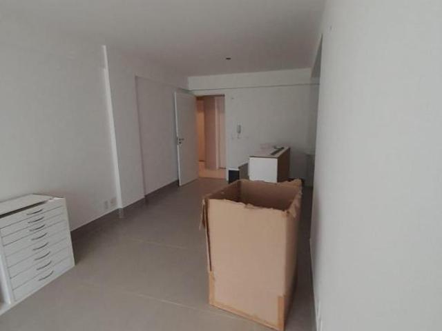 Apartamento venda em Região Geográfica Imediata do Distrito Federal, Região Integrada de Desenvolvimento do Distrito Federal e Entorno