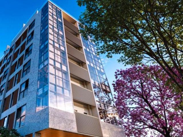 Apartamento venda em Região Geográfica Imediata do Distrito Federal, Região Integrada de Desenvolvimento do Distrito Federal e Entorno