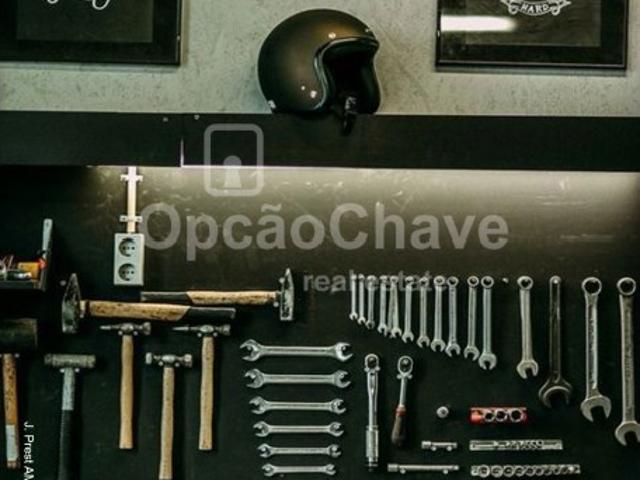 Garagem venda em Marzovelos, Viseu
