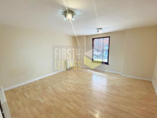 Studio for rent in Highfields, Old Wharf