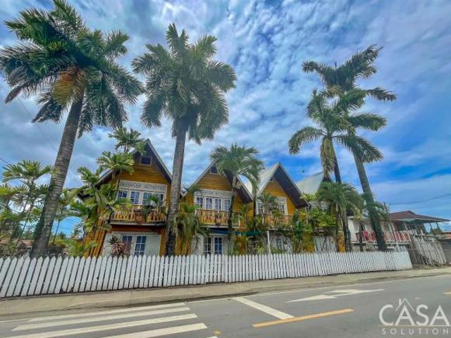 Precio Reducido! 6 Estudios Y Un Dúplex Caribeño en venta En Isla Colón