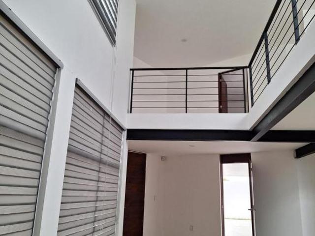 Preciosa casa en ciudad Maderas